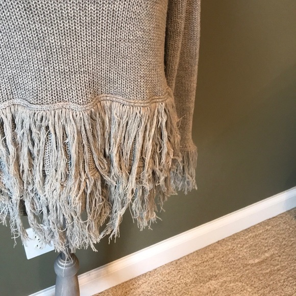 Sweater - Picture 2 of 3